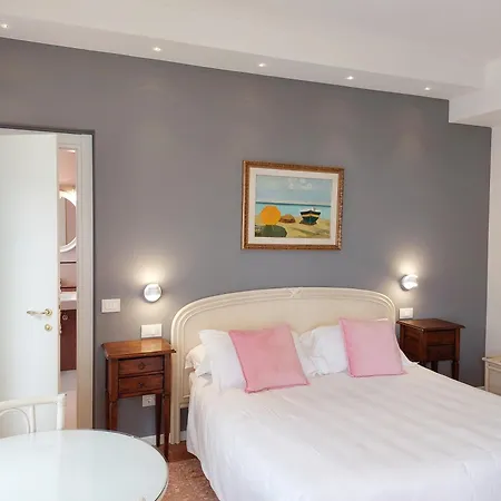 Europa Hotel 3*