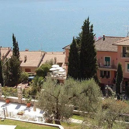Europa Hotel 3*